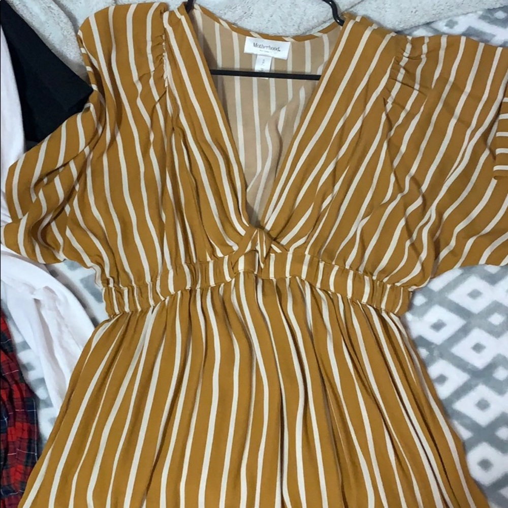 maternity blouse